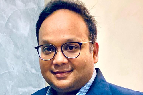 Dr Nikhil Sonthalia